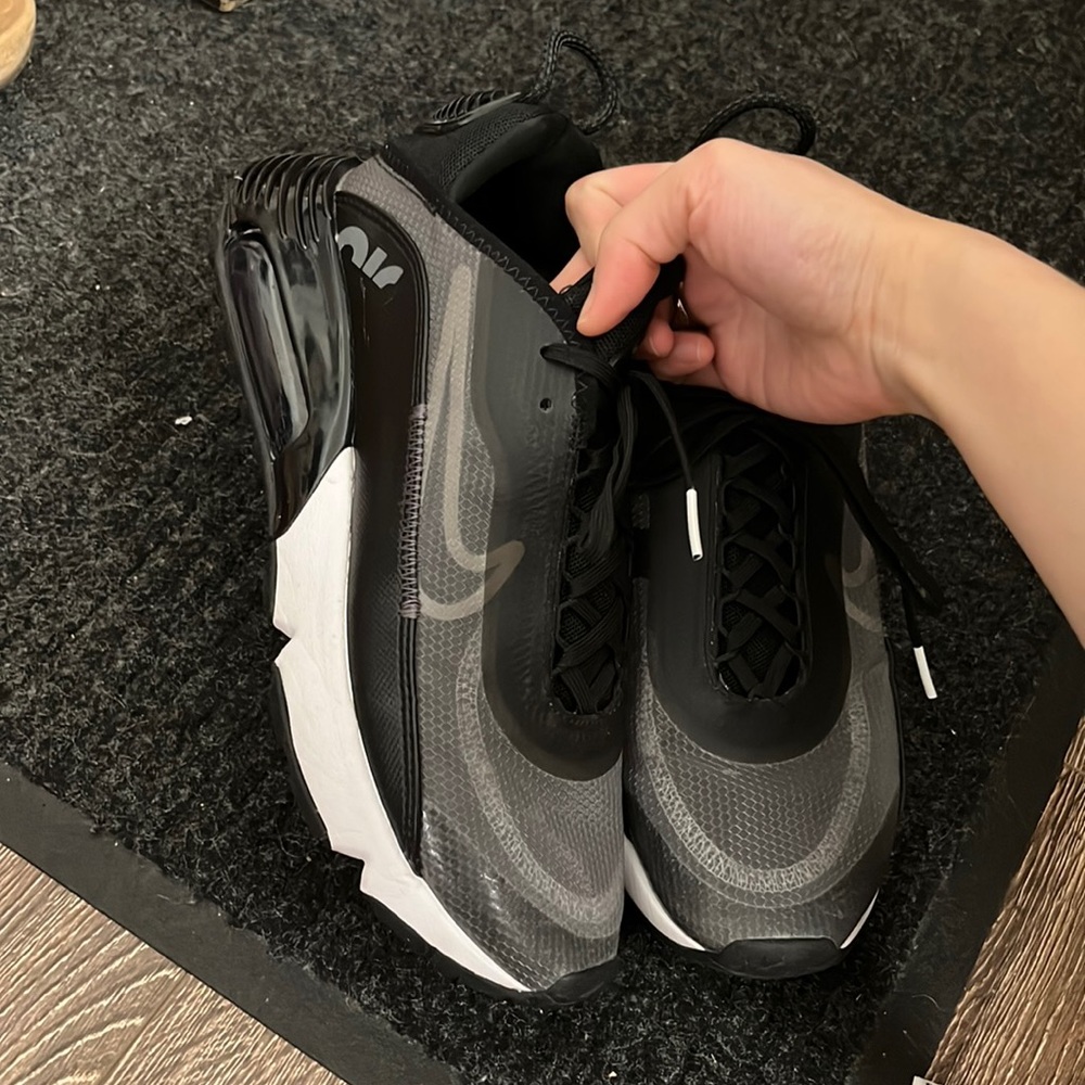 Nike air sneakers